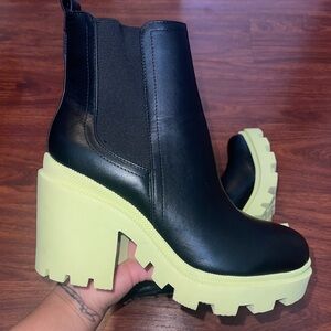 Nine West Forme Chelsea Lug Sole Black and Neon Green Chunky Heel Ankle Boots
